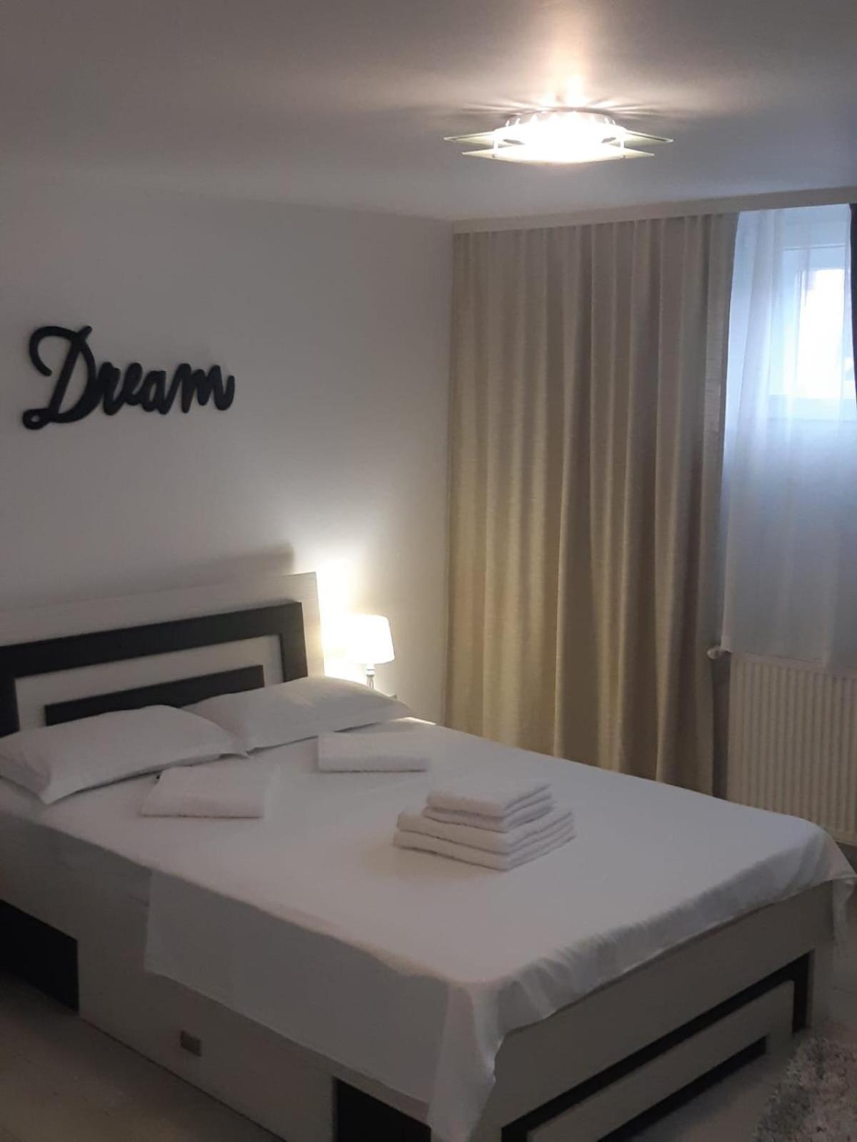 La Relax Appartement Braşov Buitenkant foto