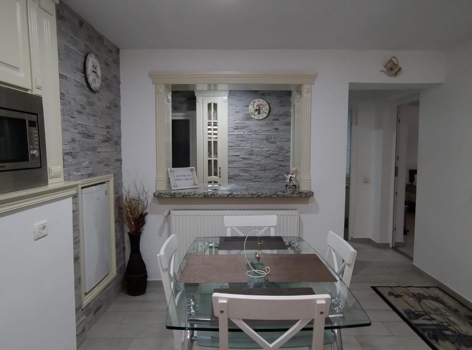 La Relax Appartement Braşov Buitenkant foto