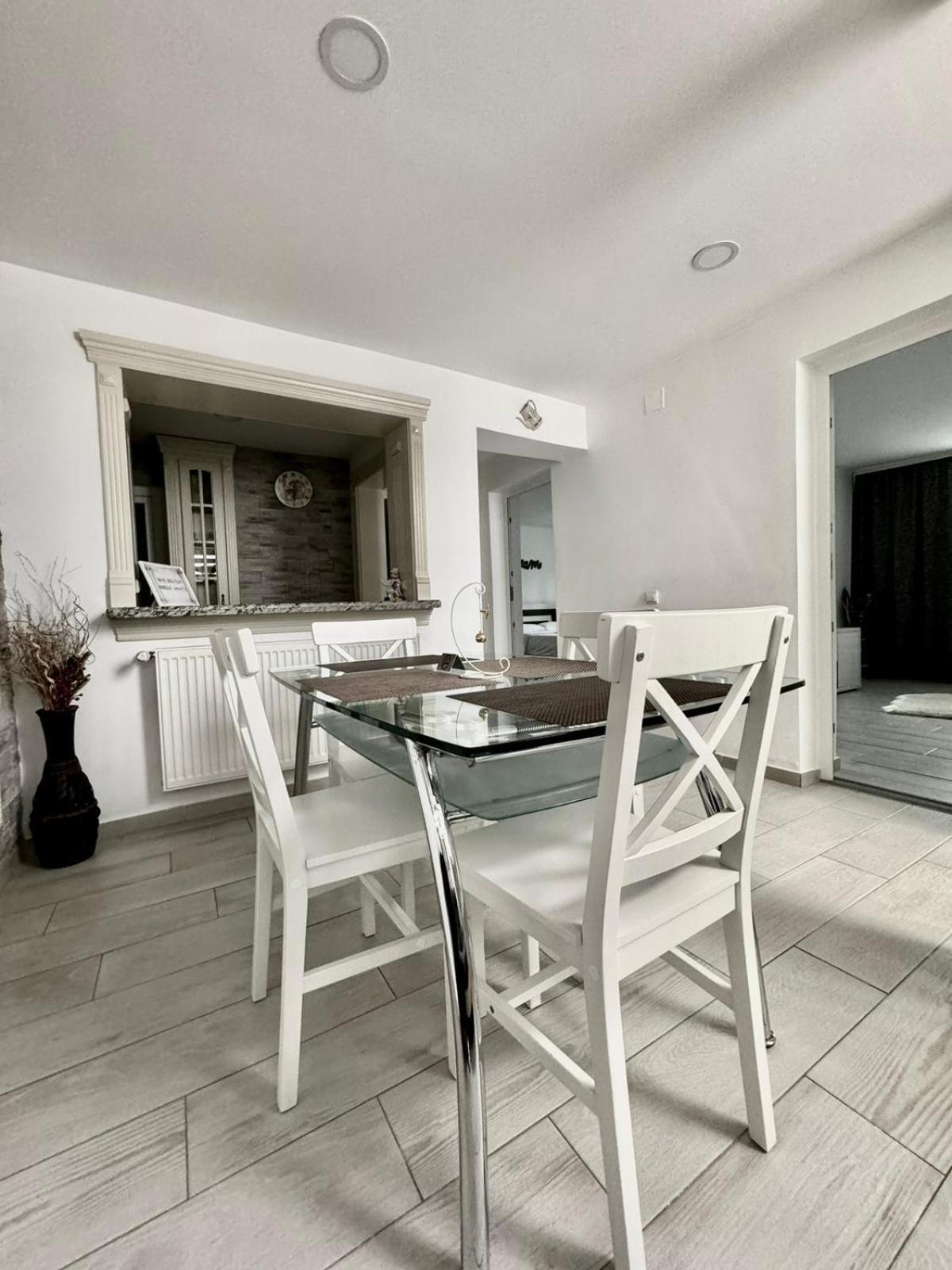 La Relax Appartement Braşov Buitenkant foto