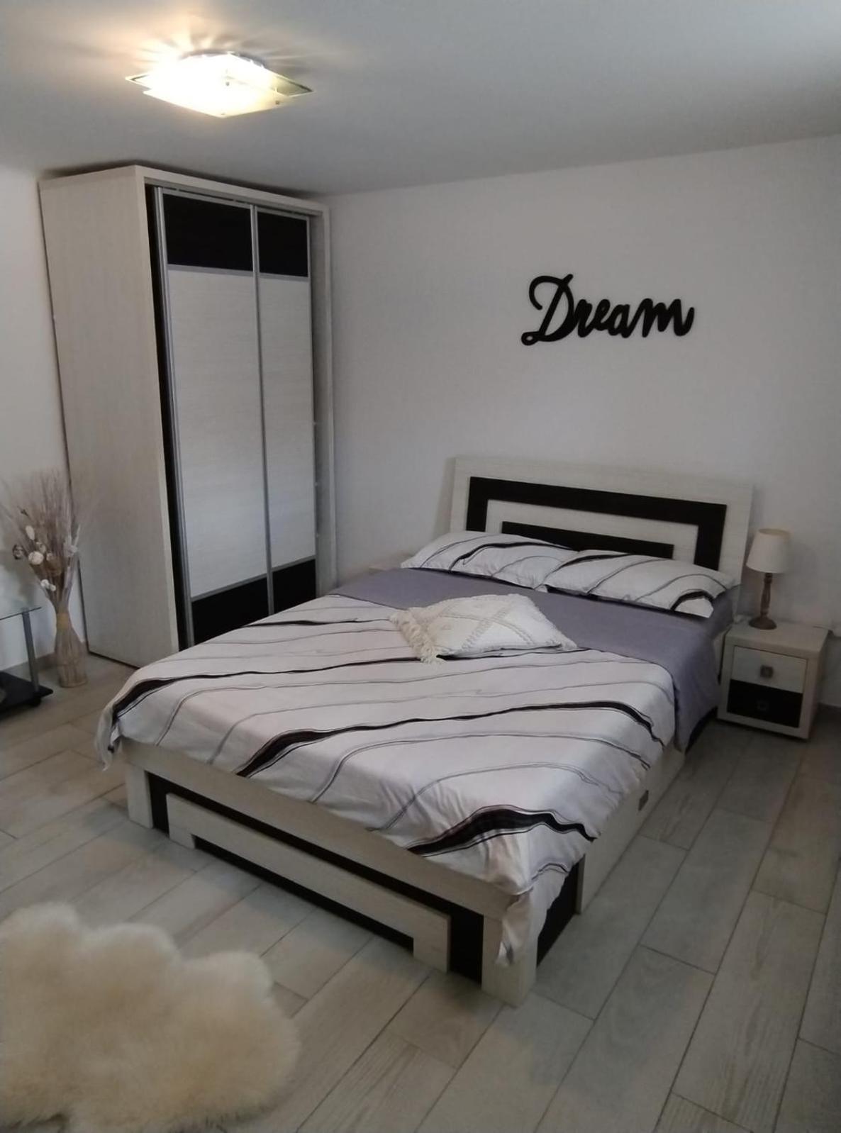 La Relax Appartement Braşov Buitenkant foto